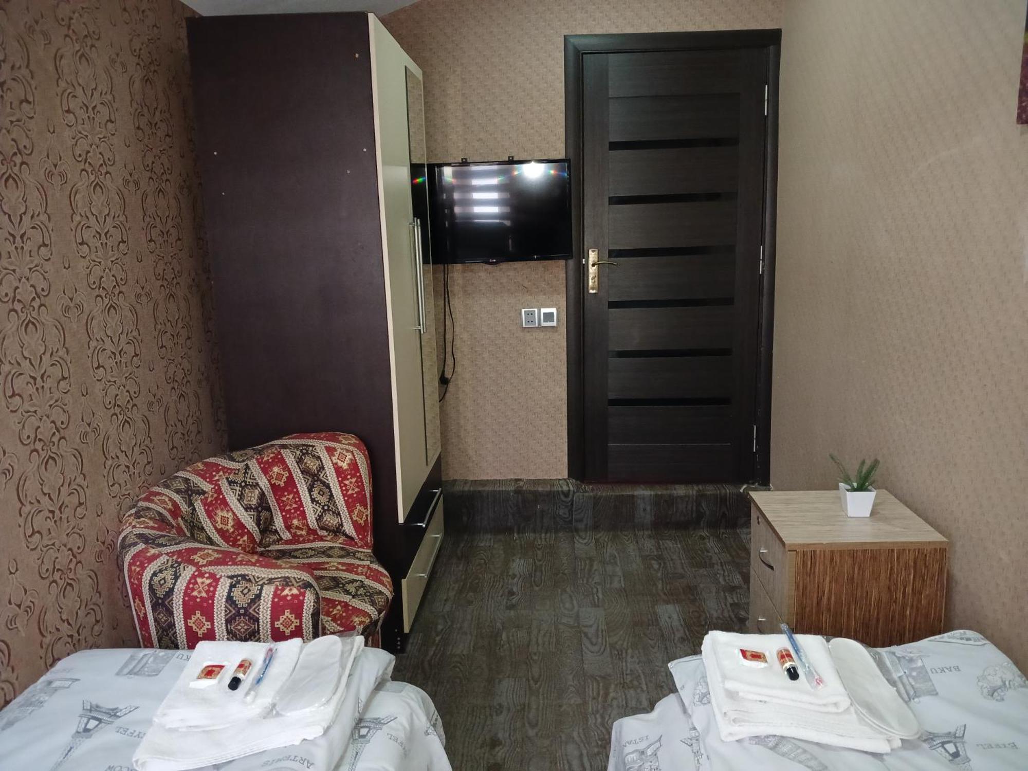Cth-Baku-Hostel Buitenkant foto