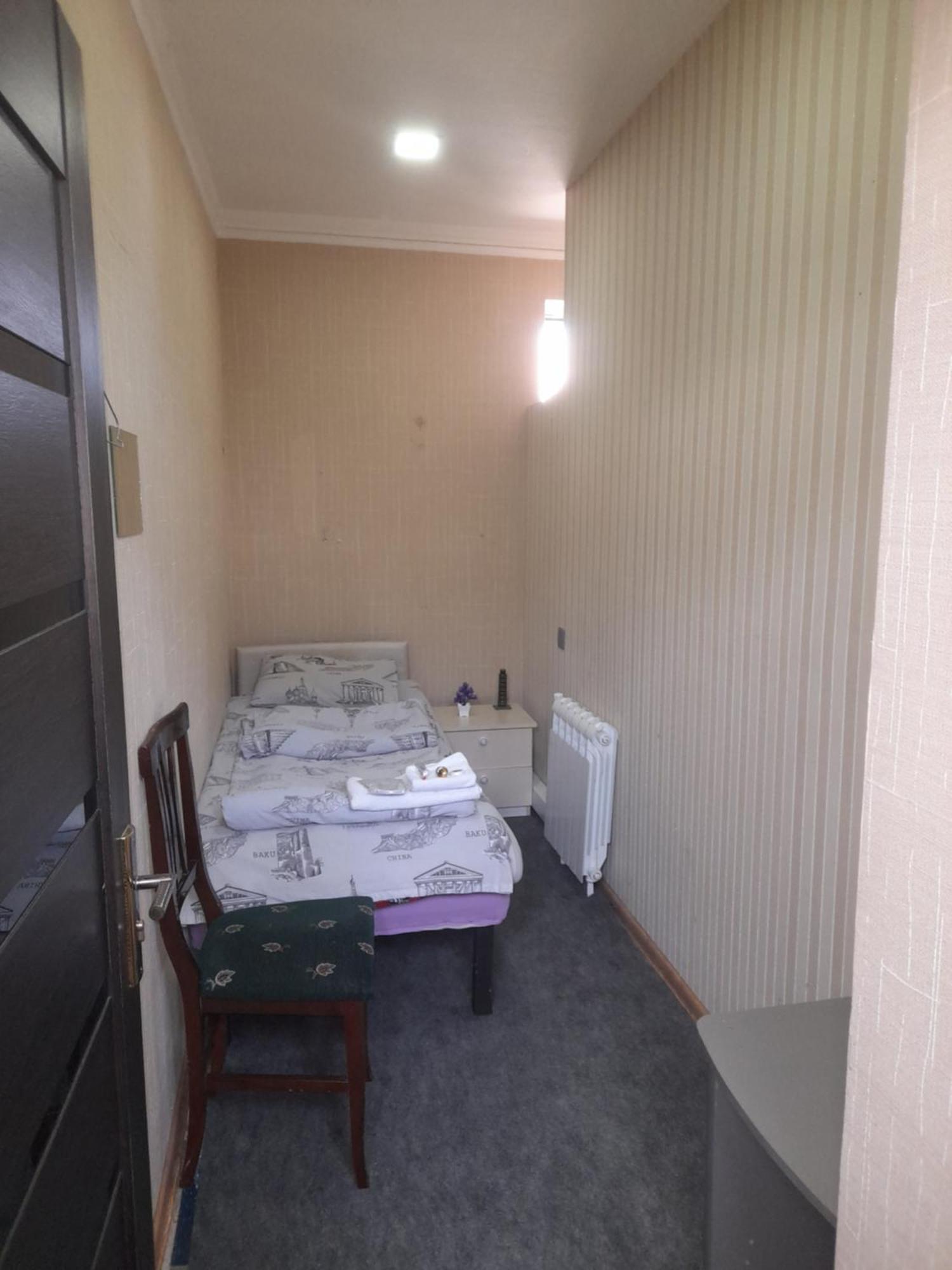 Cth-Baku-Hostel Buitenkant foto